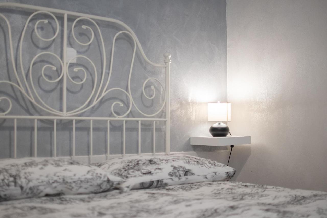 Apartments Nesatcium Pula Ngoại thất bức ảnh