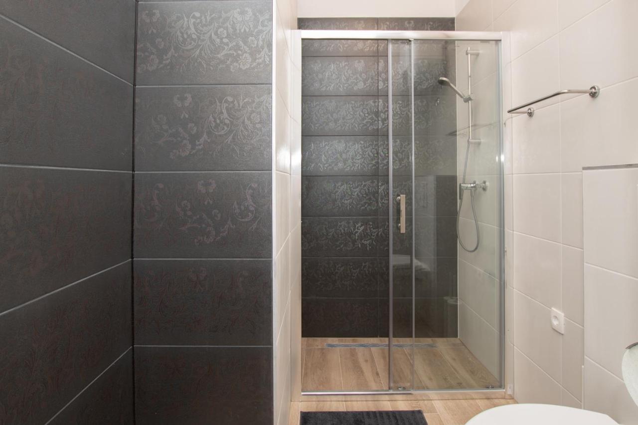 Apartments Nesatcium Pula Ngoại thất bức ảnh