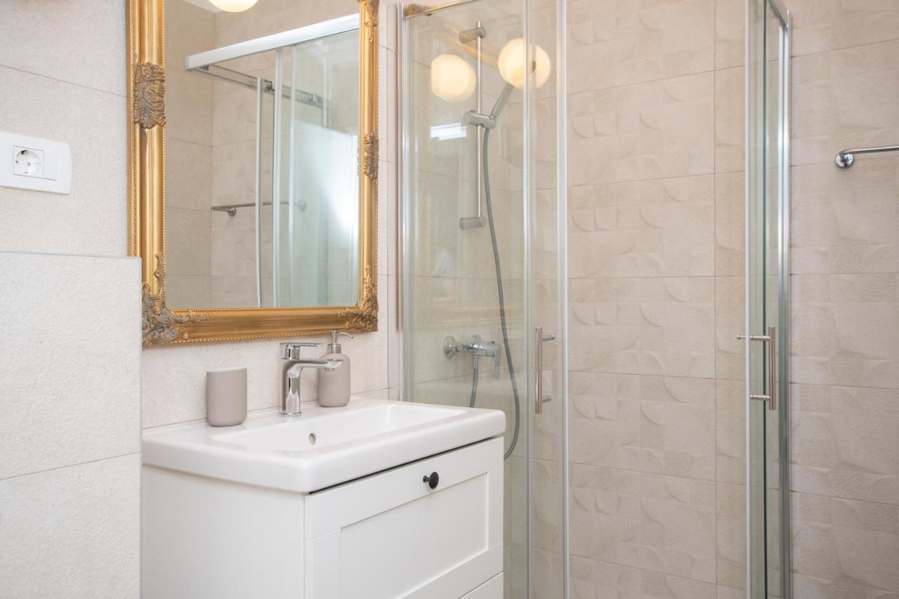 Apartments Nesatcium Pula Ngoại thất bức ảnh